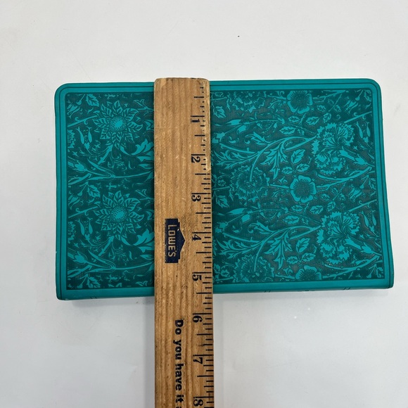 Holy Bible Turquoise Floral English Standard Version Crossway Book Wheaton IL - Picture 13 of 15